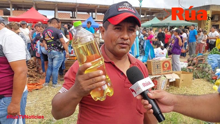Aceite, el producto más demandado en la Feria del Productor al Consumidor en el Mercado Popular de Montero
