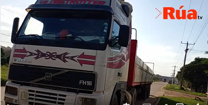 Detienen a conductor y camión, que “no llego con las cargas a destino”, sucedió en Santa Cruz