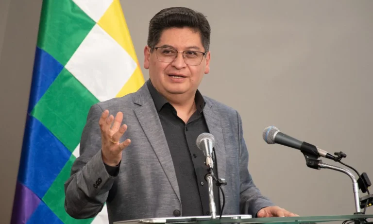 Riesgo de hambruna en Bolivia: Ministro de Economía responsabiliza a los bloqueos evistas