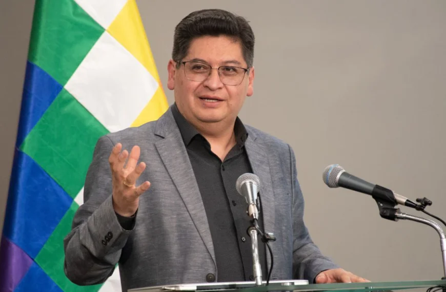 Riesgo de hambruna en Bolivia: Ministro de Economía responsabiliza a los bloqueos evistas