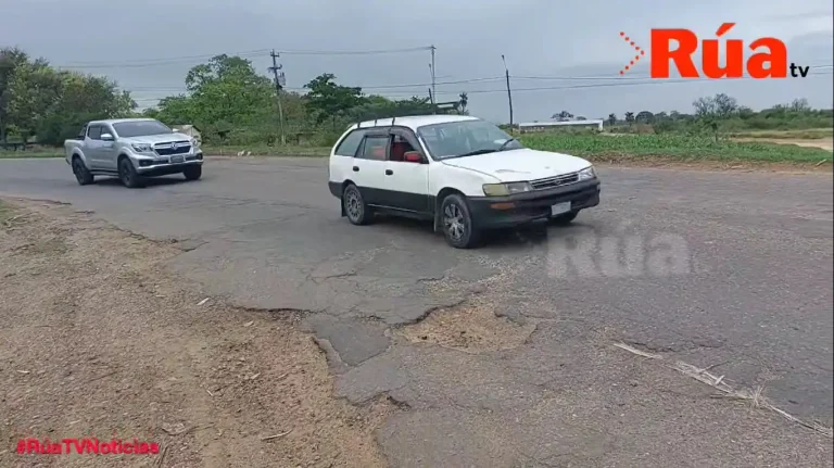 Baches: "Es una pena como se encuentra la circunvalación." Pdta Control Social.