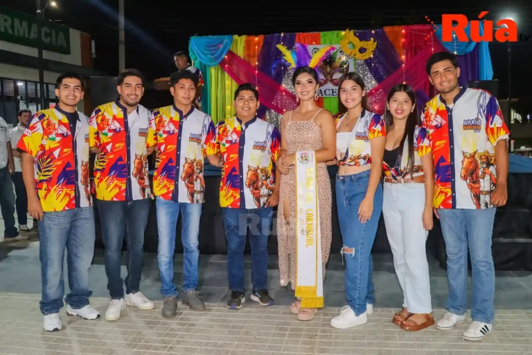 Presentación oficial de Aracely Salvatierra como reina del Carnaval de Montero 2026.