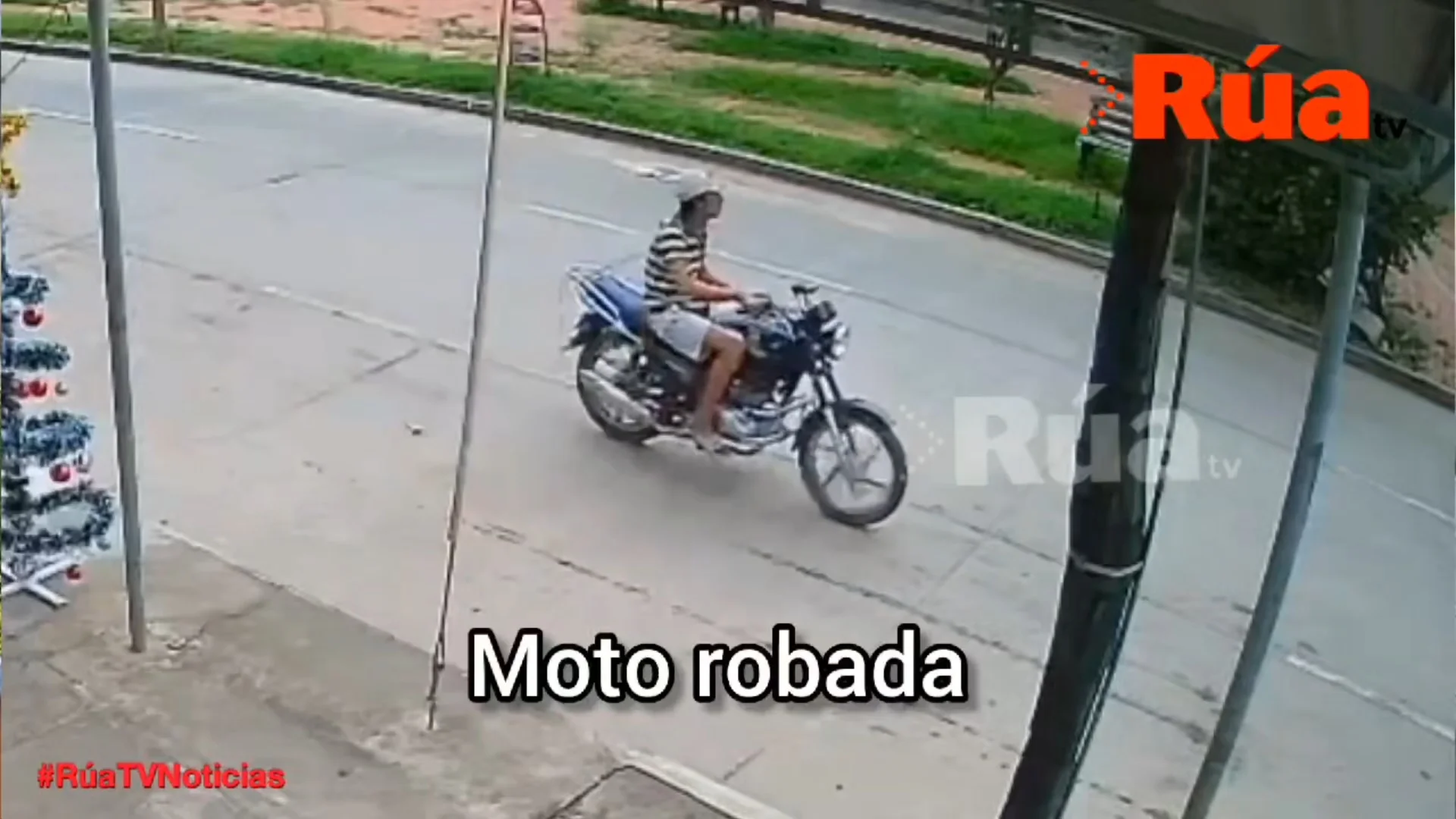 Estudiante sufre el robo de su moto afuera de su taller mecánico, que aperturó recientemente.